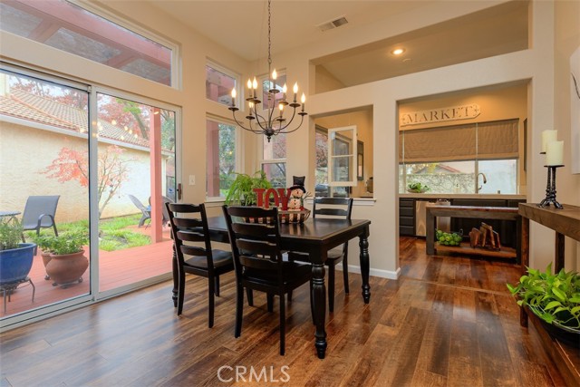Detail Gallery Image 9 of 49 For 244 Mission Serra Ter, Chico,  CA 95928 - 3 Beds | 2 Baths