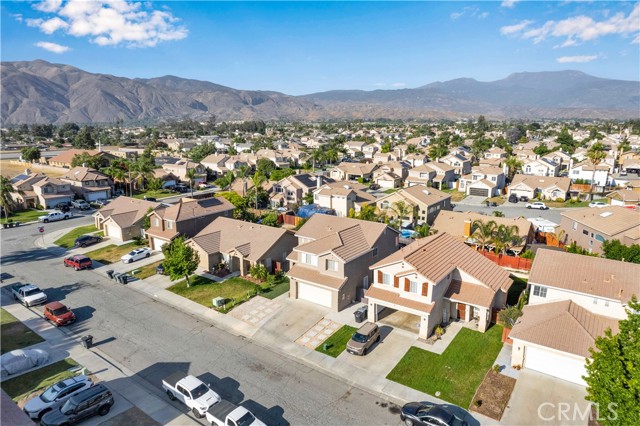 1335 Exeter Court, San Jacinto CA: https://media.crmls.org/medias/6c12866d-b21a-4031-b085-10d6fa6cc946.jpg