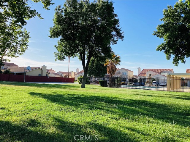 2326 Scott Avenue, Palmdale CA: https://media.crmls.org/medias/6c144d5c-0032-49aa-a5c2-4288bca360ff.jpg
