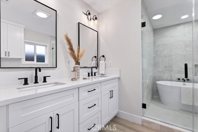 Detail Gallery Image 26 of 34 For 2622 S Bentley Ave, Los Angeles,  CA 90064 - 3 Beds | 2 Baths