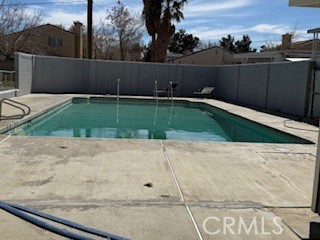 Detail Gallery Image 14 of 16 For 1304 E Ave I #9,  Lancaster,  CA 93535 - 4 Beds | 2 Baths