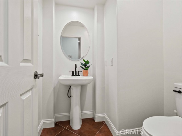 25679 Smoketree Lane, Valencia CA: https://media.crmls.org/medias/6c15f62e-0465-4f13-aef2-0c40eade7894.jpg