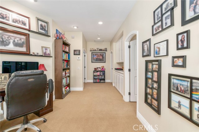 1033 Kimbark Avenue, San Bernardino CA: https://media.crmls.org/medias/6c17d665-f804-4ba6-b3b2-e71304db3ff5.jpg