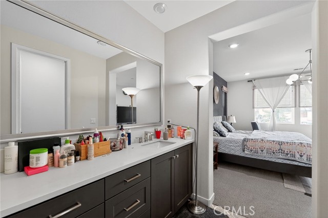 Detail Gallery Image 21 of 33 For 27508 Feathery Cassia, Valencia,  CA 91381 - 3 Beds | 2/1 Baths