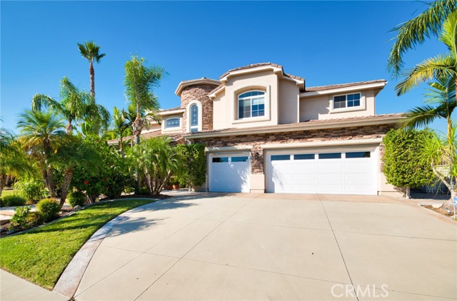 Detail Gallery Image 2 of 49 For 13060 Carnesi Dr, Rancho Cucamonga,  CA 91739 - 5 Beds | 5/1 Baths