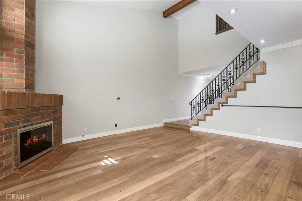 MLS #OC25247447 image #11