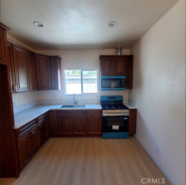 16122 S Denver Avenue, Gardena CA: https://media.crmls.org/medias/6c187f34-e597-466c-94e8-14b3421ac581.jpg