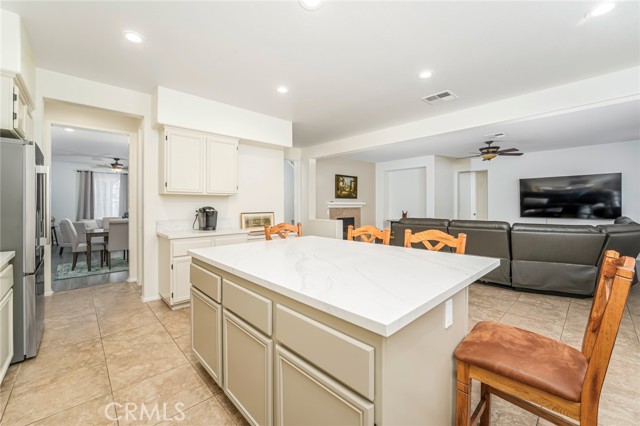 Detail Gallery Image 16 of 43 For 476 Peregrine Ln, San Jacinto,  CA 92582 - 5 Beds | 4 Baths