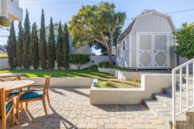 Detail Gallery Image 23 of 56 For 1219 S Irena, Redondo Beach,  CA 90277 - 5 Beds | 5 Baths