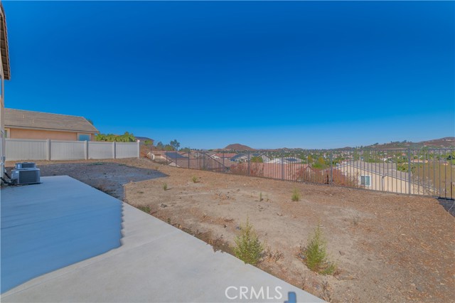 Detail Gallery Image 20 of 37 For 24104 Buckstone Ln, Menifee,  CA 92584 - 5 Beds | 3/1 Baths