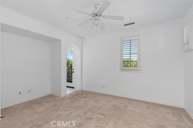 34 Tall Hedge, Irvine CA: https://media.crmls.org/medias/6c1b8dad-7e14-43da-8426-279b51602d05.jpg