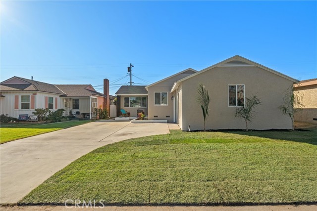 Detail Gallery Image 2 of 28 For 11619 Ardath Ave, Hawthorne,  CA 90250 - 3 Beds | 2 Baths