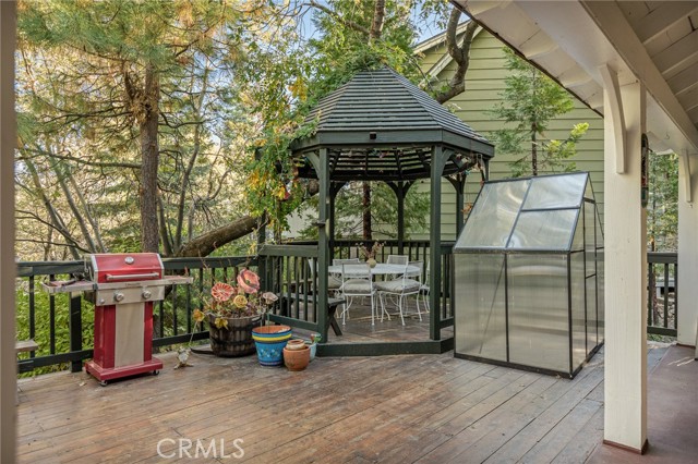 28782 Cedar Drive, Lake Arrowhead, CA 92352