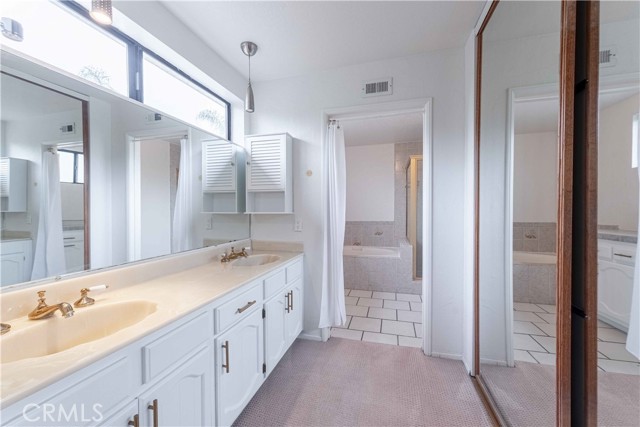 Detail Gallery Image 29 of 45 For 27821 via Amistosa, Agoura Hills,  CA 91301 - 5 Beds | 3 Baths