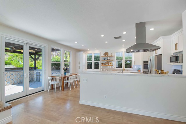231 Knoll Ridge Road, Simi Valley CA: https://media.crmls.org/medias/6c1c7c86-71a3-4d2c-9bd4-2c1bd5088863.jpg