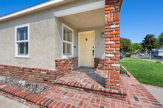 Detail Gallery Image 2 of 44 For 3929 Falcon Ave, Long Beach,  CA 90807 - 3 Beds | 2 Baths