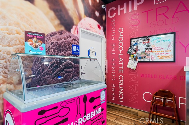 12190 Perris Blvd, Moreno Valley CA: https://media.crmls.org/medias/6c1d4a8b-a9ad-4463-b134-d87b985b85e9.jpg