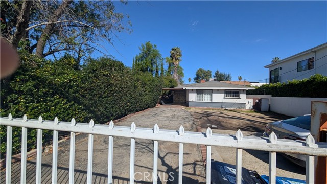 Image 5 of 50 For 13319 Magnolia