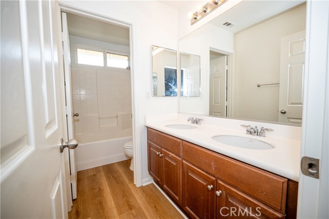 Image 20 of 28 For 1886 Spring White Rd