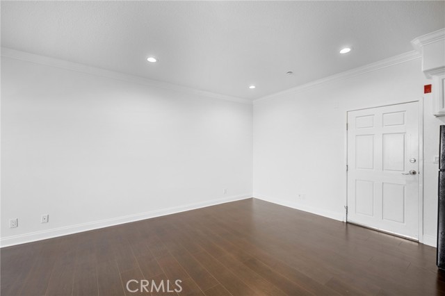 540 E Angeleno Avenue, Burbank CA: https://media.crmls.org/medias/6c1e2bec-155c-4533-b1ef-c2d8880d4aa5.jpg