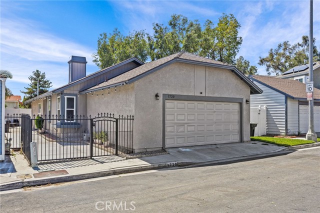 Detail Gallery Image 1 of 37 For 1720 Express Circle, Colton,  CA 92324 - 3 Beds | 2 Baths