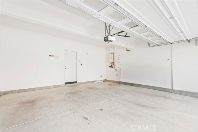 8254 Lily Drive, Rosemead CA: https://media.crmls.org/medias/6c1e7ec3-5012-411b-a3d6-9b9e69416cd2.jpg
