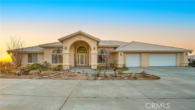 25572 Castle Rock Road, Apple Valley, CA 92308 Listing Photo  1