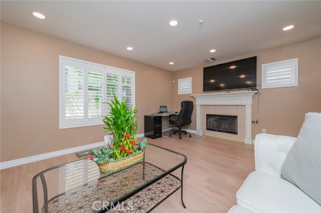 Detail Gallery Image 8 of 37 For 819 W Duarte Rd, Monrovia,  CA 91016 - 4 Beds | 2/1 Baths