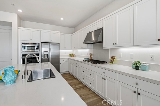 Detail Gallery Image 9 of 70 For 191 Sash, Irvine,  CA 92618 - 4 Beds | 3/1 Baths