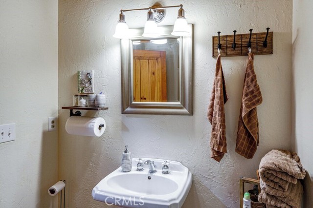 Image 26 of 43 For 2216 St Bernard