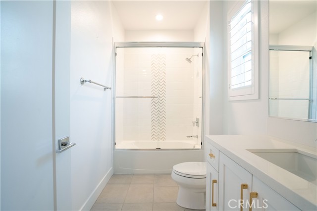 20043 Mersey Lane, Porter Ranch CA: https://media.crmls.org/medias/6c20425a-4146-4d83-99f1-9e2dea0fad6d.jpg