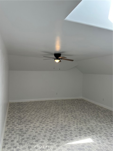 9003 Forest Oaks Court, Bakersfield CA: https://media.crmls.org/medias/6c2073a9-cfc0-4c51-a559-ef567c497967.jpg