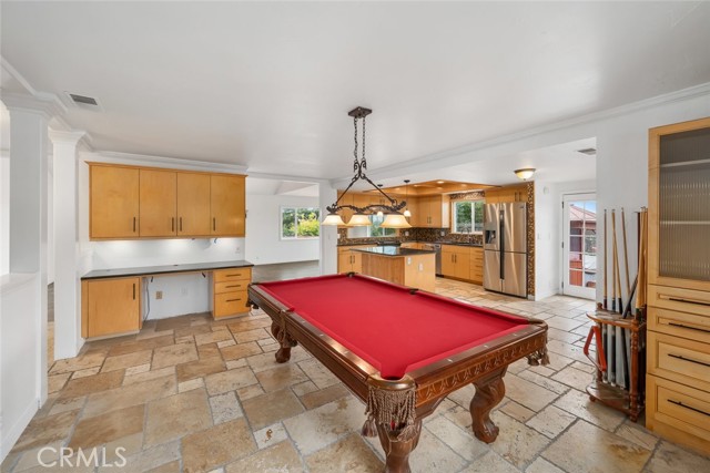 Detail Gallery Image 8 of 56 For 6001 Joan Pl, San Luis Obispo,  CA 93401 - 5 Beds | 4/1 Baths