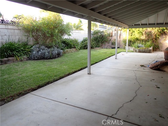 Detail Gallery Image 34 of 37 For 16651 Phelps Ln, Huntington Beach,  CA 92649 - 4 Beds | 2/1 Baths