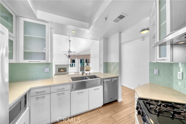 Detail Gallery Image 19 of 33 For 2000 Coast Hwy #309,  Huntington Beach,  CA 92648 - 2 Beds | 2 Baths