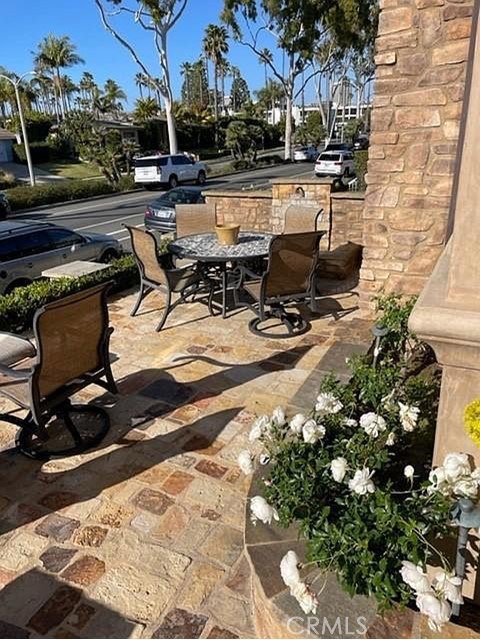 Detail Gallery Image 14 of 29 For 504 Avocado Ave, Corona Del Mar,  CA 92625 - 3 Beds | 3 Baths