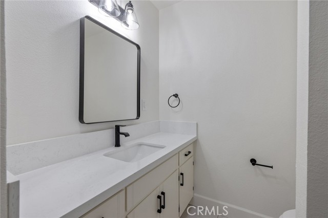 Detail Gallery Image 20 of 42 For 37 E Eden Ave, Fresno,  CA 93706 - 3 Beds | 1 Baths