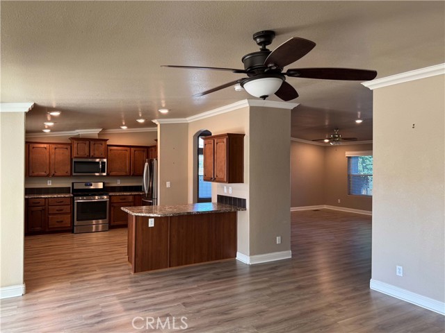 Detail Gallery Image 5 of 22 For 10961 Desert Lawn Dr #529,  Calimesa,  CA 92320 - 3 Beds | 2 Baths