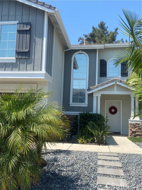 Detail Gallery Image 2 of 31 For 23 Longhorn St, Trabuco Canyon,  CA 92679 - 3 Beds | 2/1 Baths