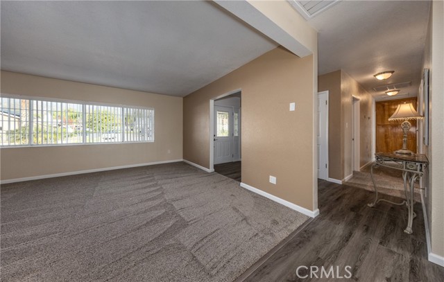 Detail Gallery Image 11 of 42 For 25711 Alto, San Bernardino,  CA 92404 - 3 Beds | 2 Baths