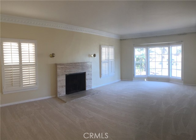 Image 3 for 5447 Valley Ridge Ave, Los Angeles, CA 90043