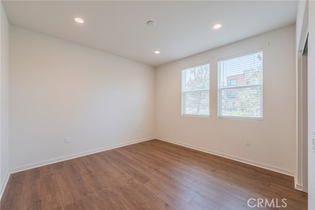 1100 Epic, Irvine CA: https://media.crmls.org/medias/6c257e63-3a99-49b6-8607-ef018192a84b.jpg