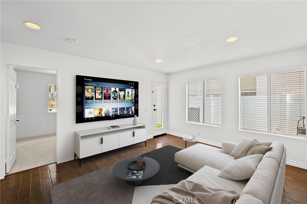 MLS #OC25229351 image #27