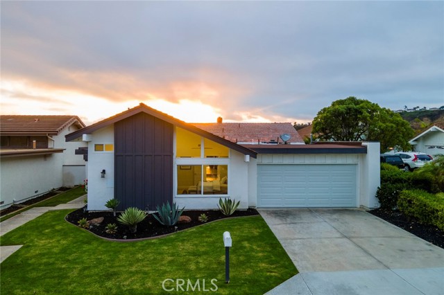 625 Calle Miguel, San Clemente CA: https://media.crmls.org/medias/6c2612f8-fbec-4db0-a43e-91e27d966b07.jpg