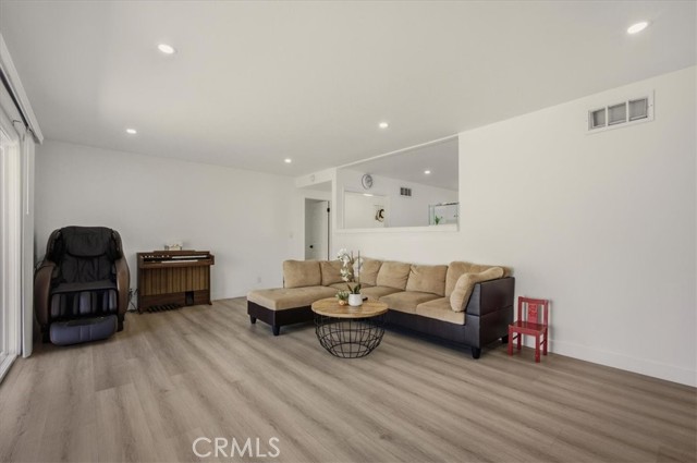 Detail Gallery Image 9 of 29 For 8361 Sierra Bonita, Rosemead,  CA 91770 - 4 Beds | 2 Baths