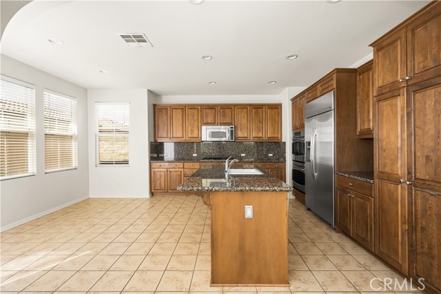 Detail Gallery Image 11 of 31 For 19946 Giovanni Ct, Yorba Linda,  CA 92886 - 3 Beds | 2/1 Baths