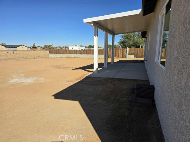 12358 Sioux Court, Apple Valley CA: https://media.crmls.org/medias/6c268859-91ce-4eec-9d15-d07e5aca30f8.jpg