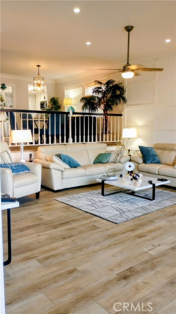 Detail Gallery Image 7 of 37 For 16276 Pacific Cir, Huntington Beach,  CA 92649 - 3 Beds | 5/1 Baths