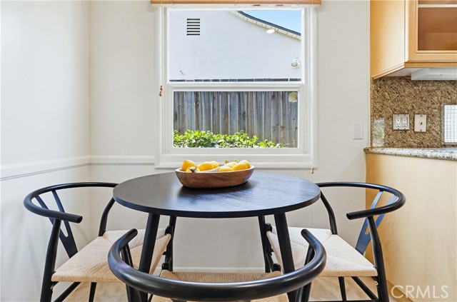 Detail Gallery Image 17 of 44 For 13036 Magnolia, Sherman Oaks,  CA 91423 - 3 Beds | 2 Baths