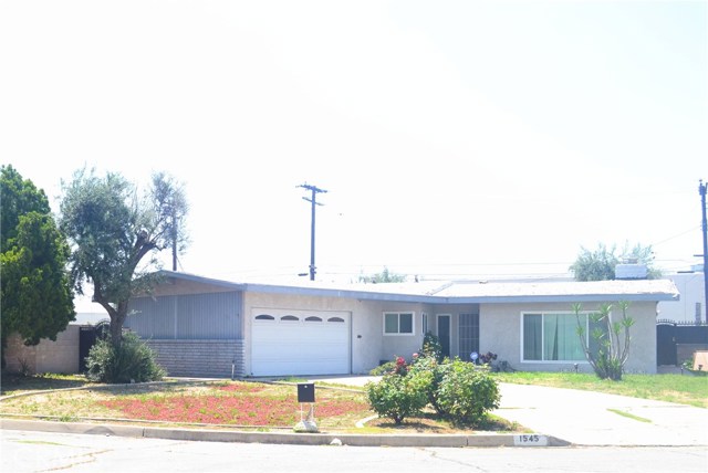 1545 Orchid Dr, San Bernardino, CA 92404